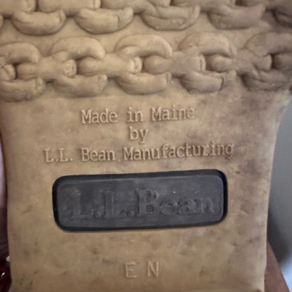 Women’s L.L. Bean Maine Hunting Shoes “Bean Boots” | Size 9 - Picture 6 of 6